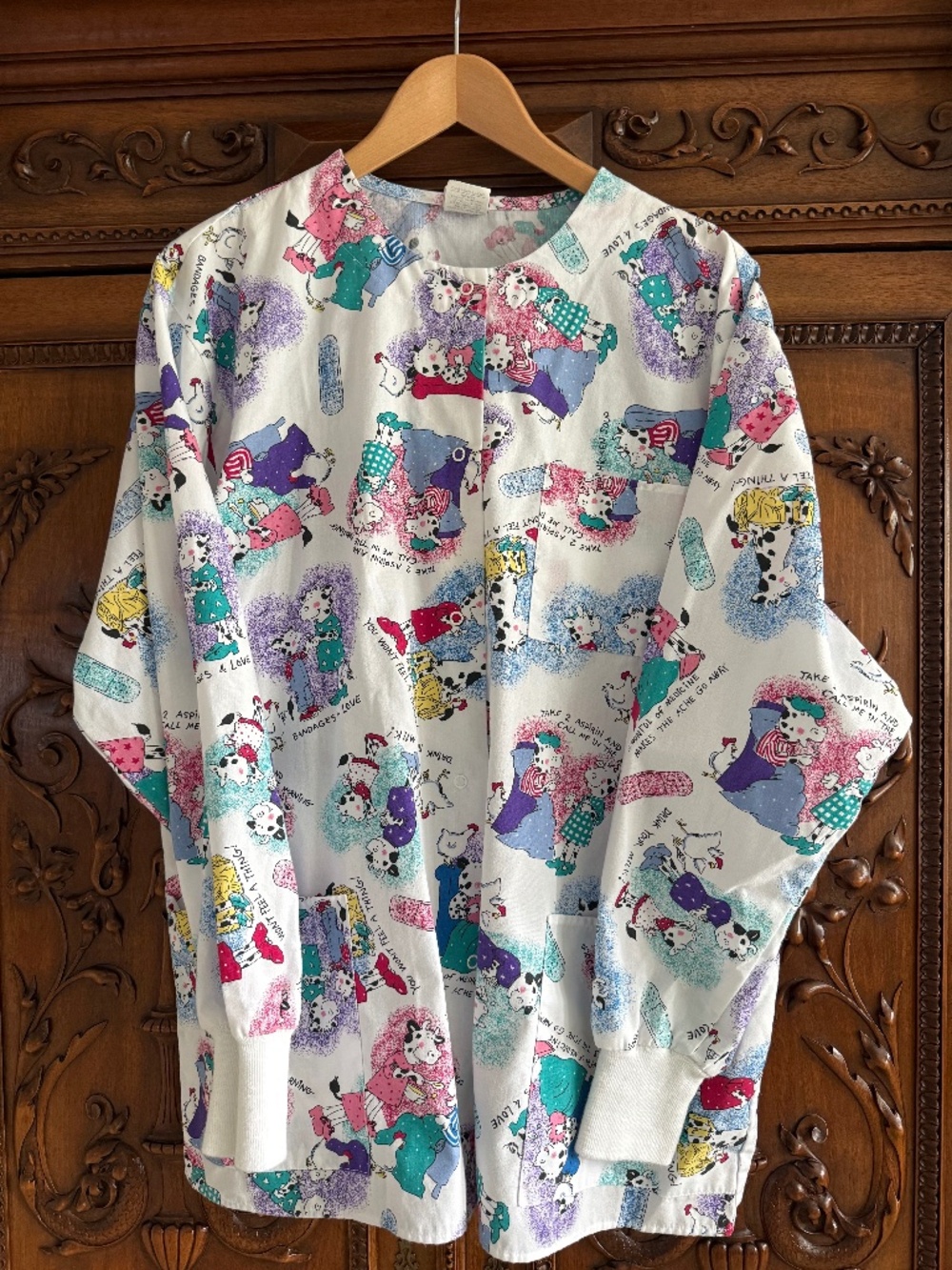 Vintage BARCO Cow Nurse Scrub Jacket Size L Made in USA